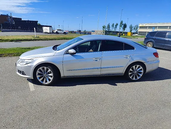 Volkswagen Passat Cc 2009 photo 4