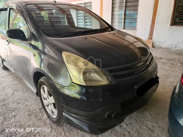 Nissan Grand Livina