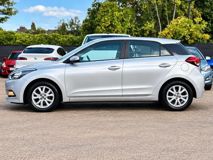Hyundai I20 2017 photo 4