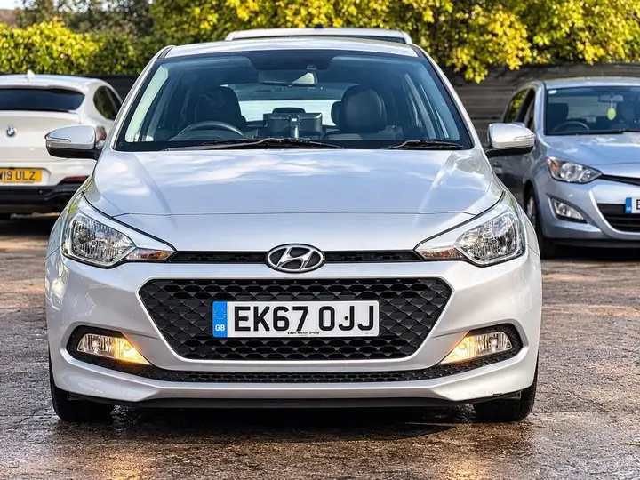 Hyundai I20 2017 photo 2