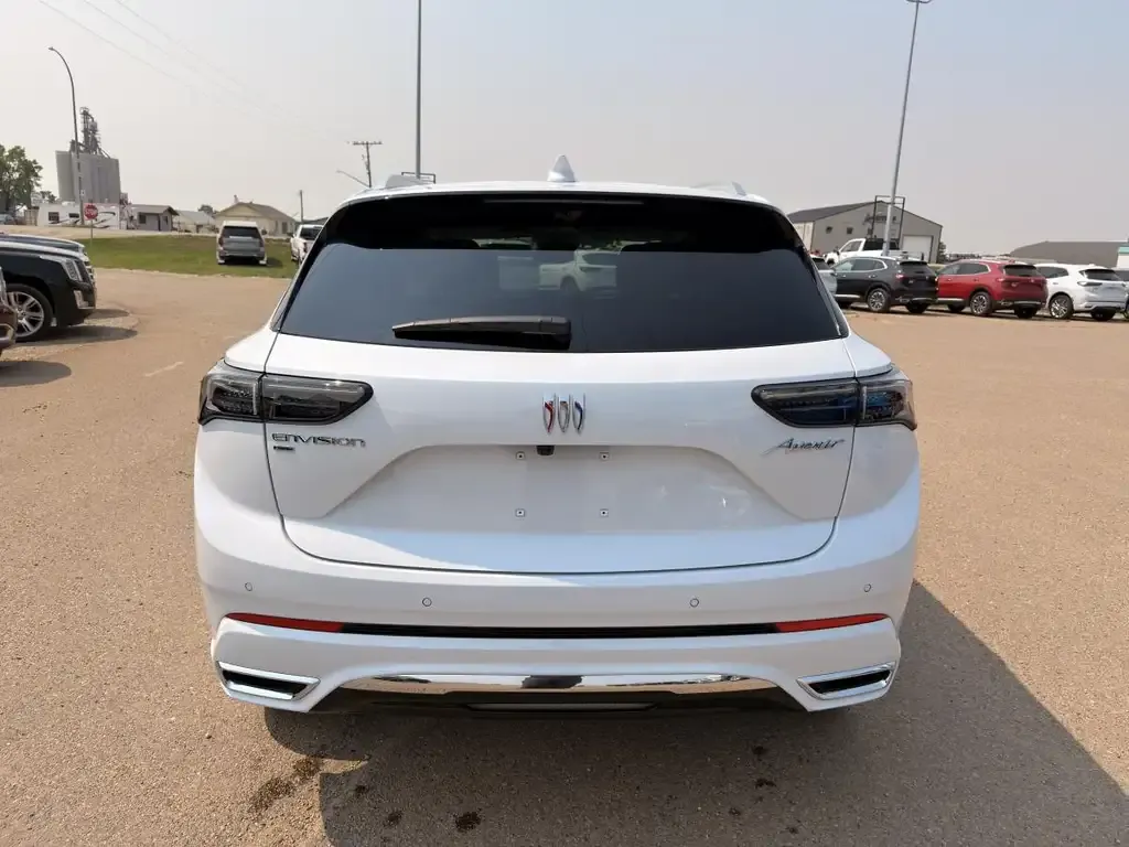 Buick Envision 2026 photo 4