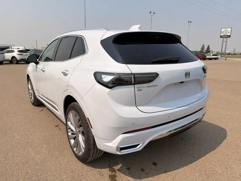 Buick Envision 2026 photo 3