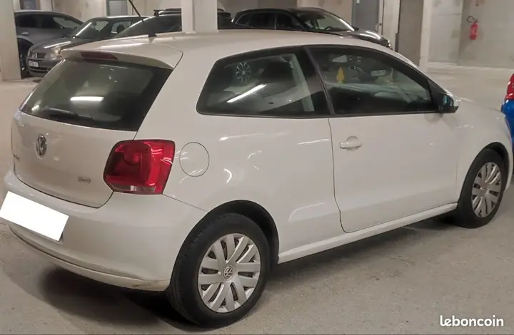 Volkswagen Polo 2013 photo 2