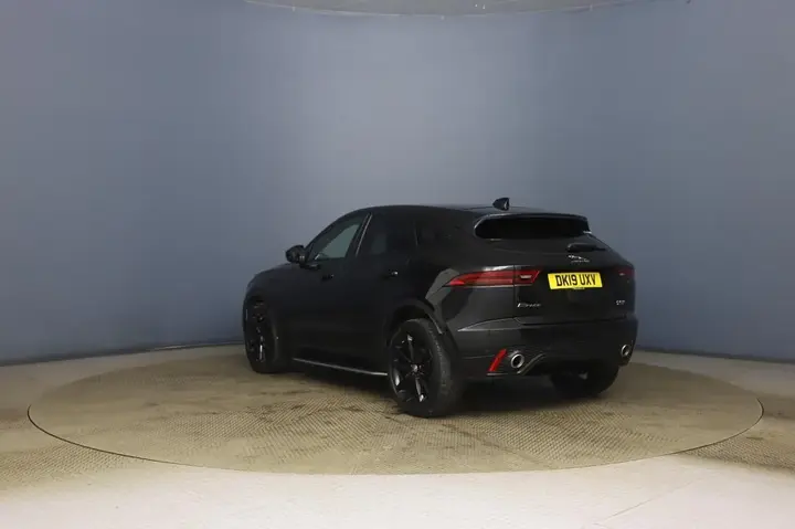 Jaguar E-Pace 2019 photo 5