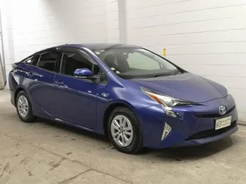 Toyota Prius 2017 photo 2