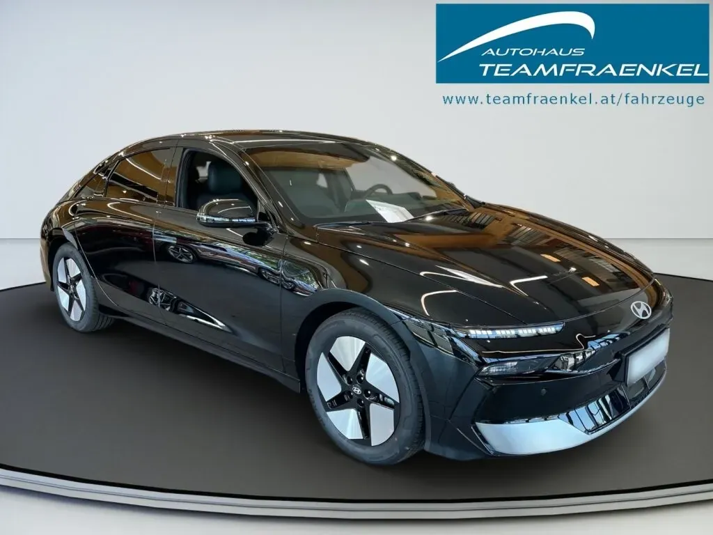 Hyundai Ioniq 6 photo 2