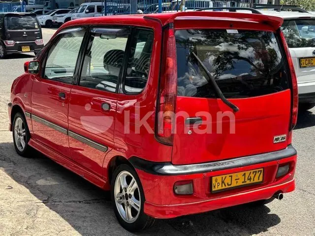 Perodua Kenari 2007 photo 2