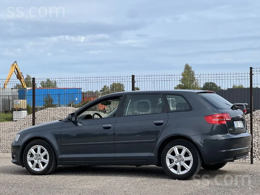 Audi A3 2011 photo 5