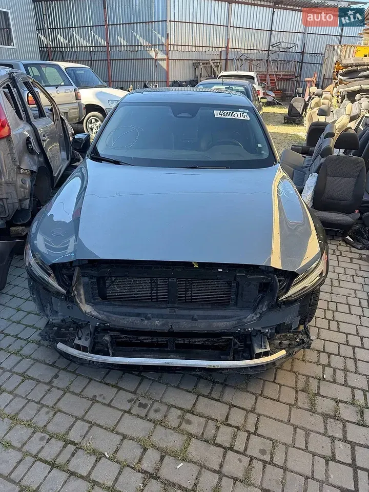 Volvo S60 2024 photo 2