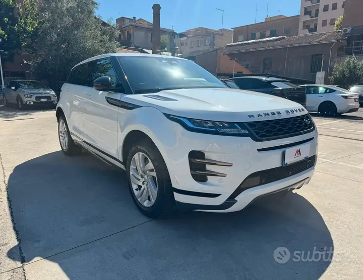 Land Rover Range Rover Evoque 2022 photo 2