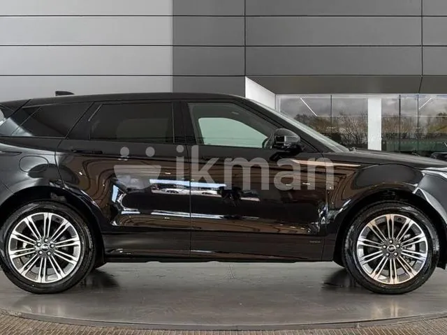 Land Rover Range Rover Evoque 2026 photo 3