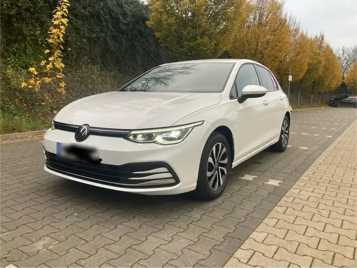 Volkswagen Golf 8