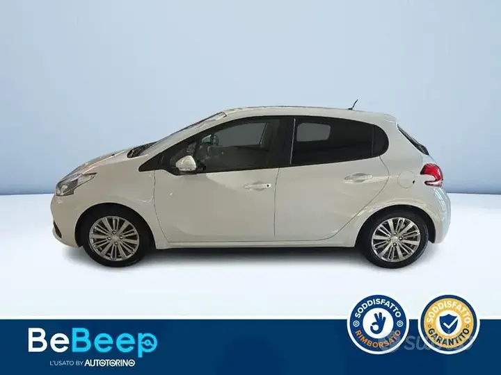 Peugeot 208 2017 photo 5