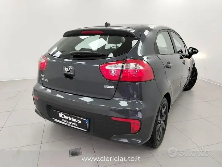 Kia Rio 2016 photo 2
