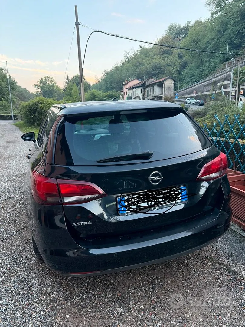 Opel Astra 2020 photo 4
