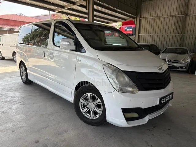 Hyundai Grand Starex