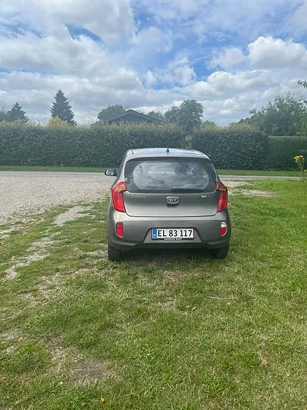 Kia Picanto 2011 photo 5
