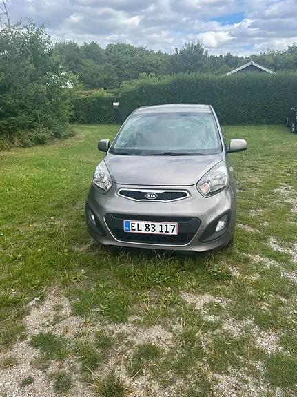 Kia Picanto 2011 photo 3
