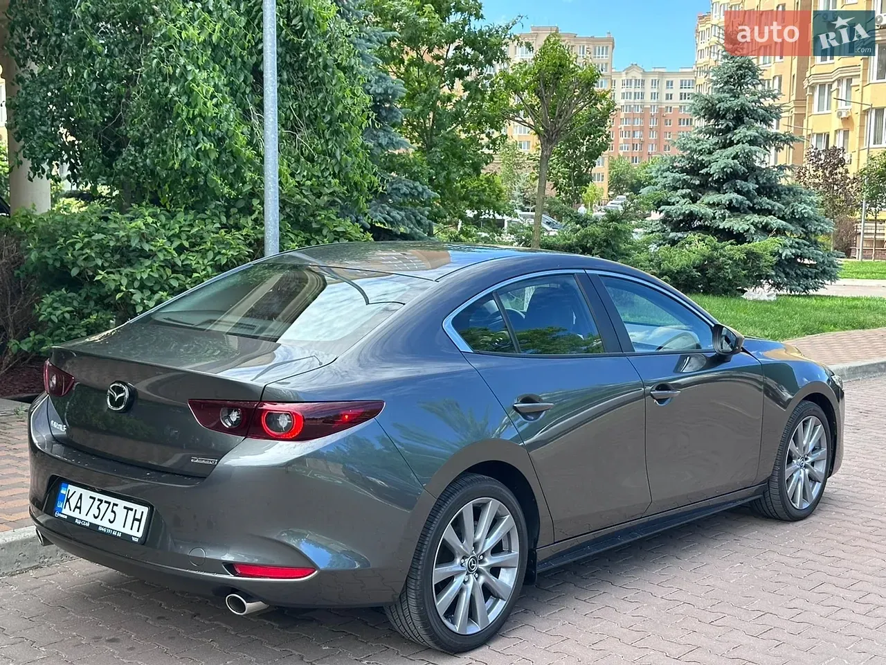 Mazda 3 2023 photo 2