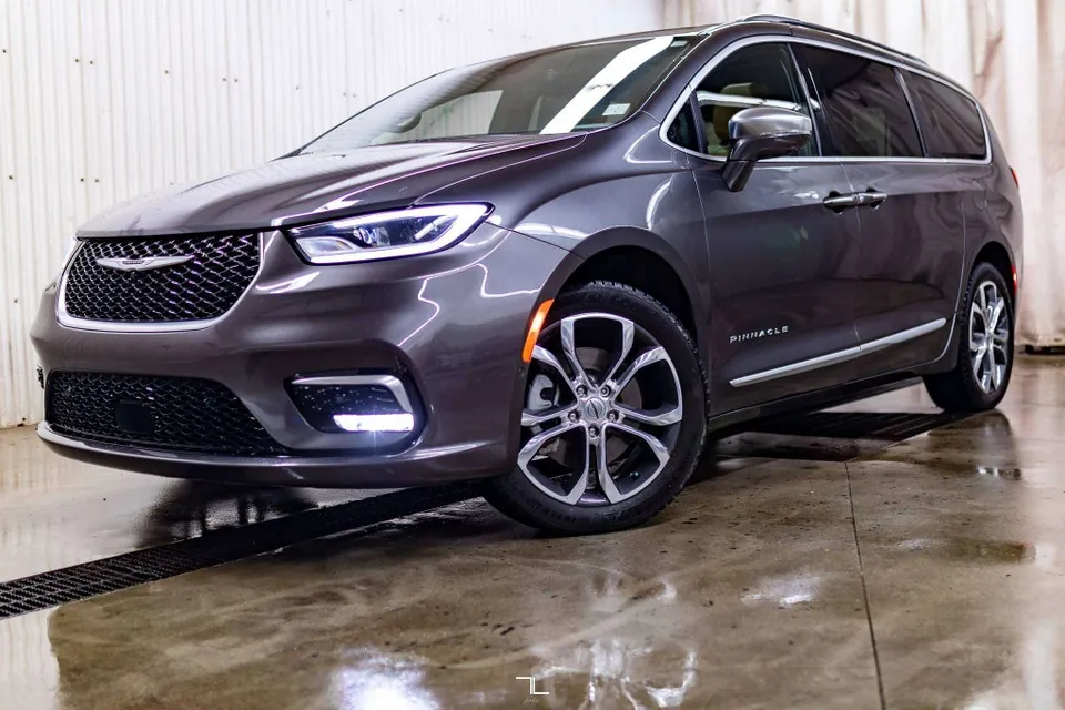 Chrysler Pacifica 2022 photo 5