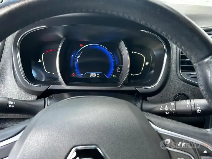 Renault Scenic 2019 photo 2