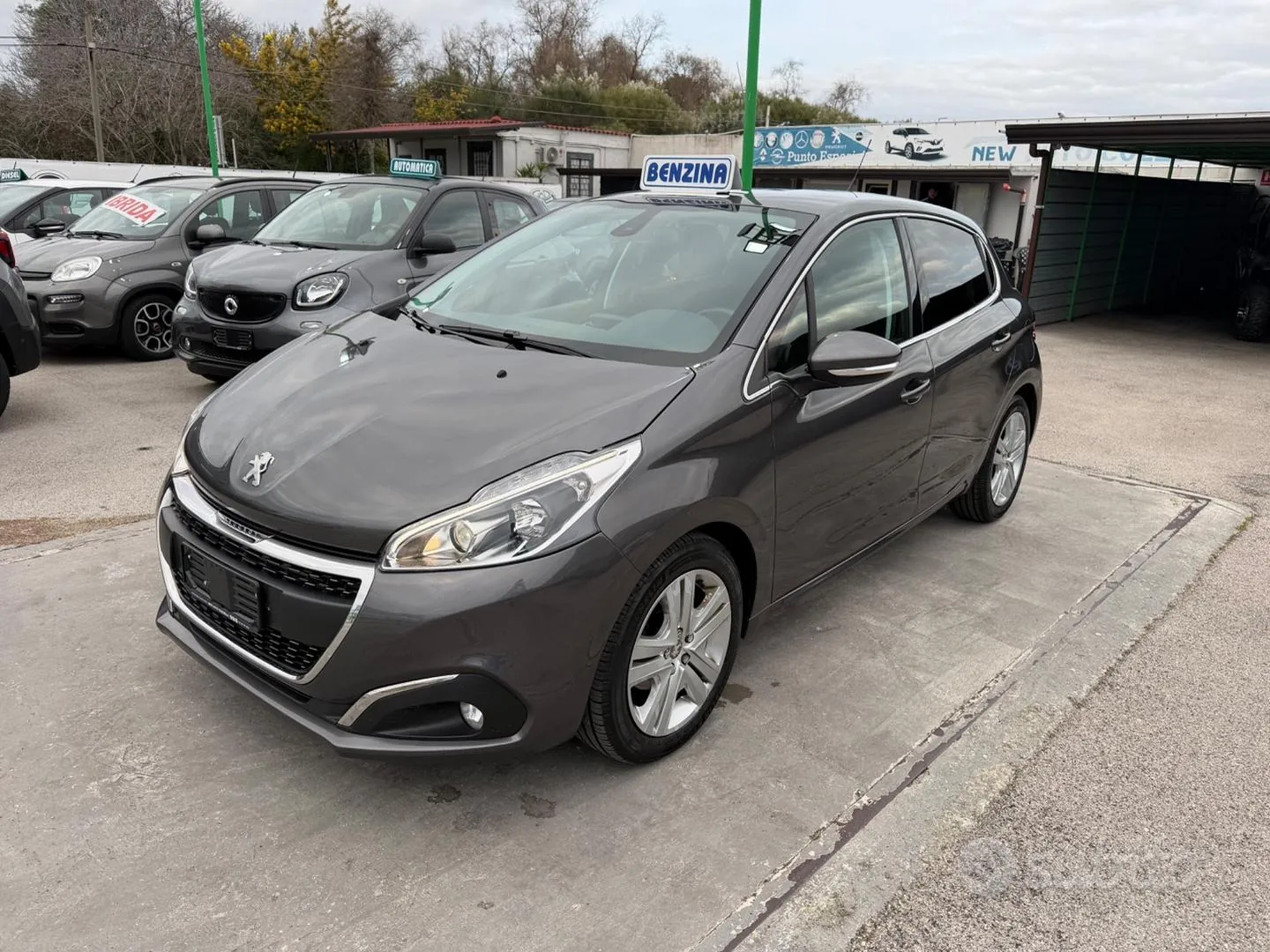 Peugeot 208 2019 photo 3