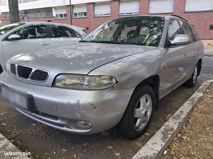 Daewoo Nubira 1998 photo 2