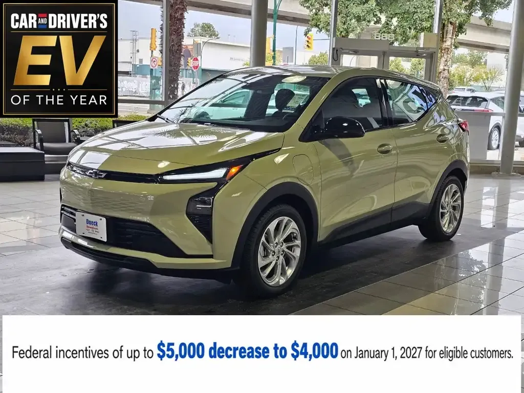 Chevrolet Bolt 2027 photo 3