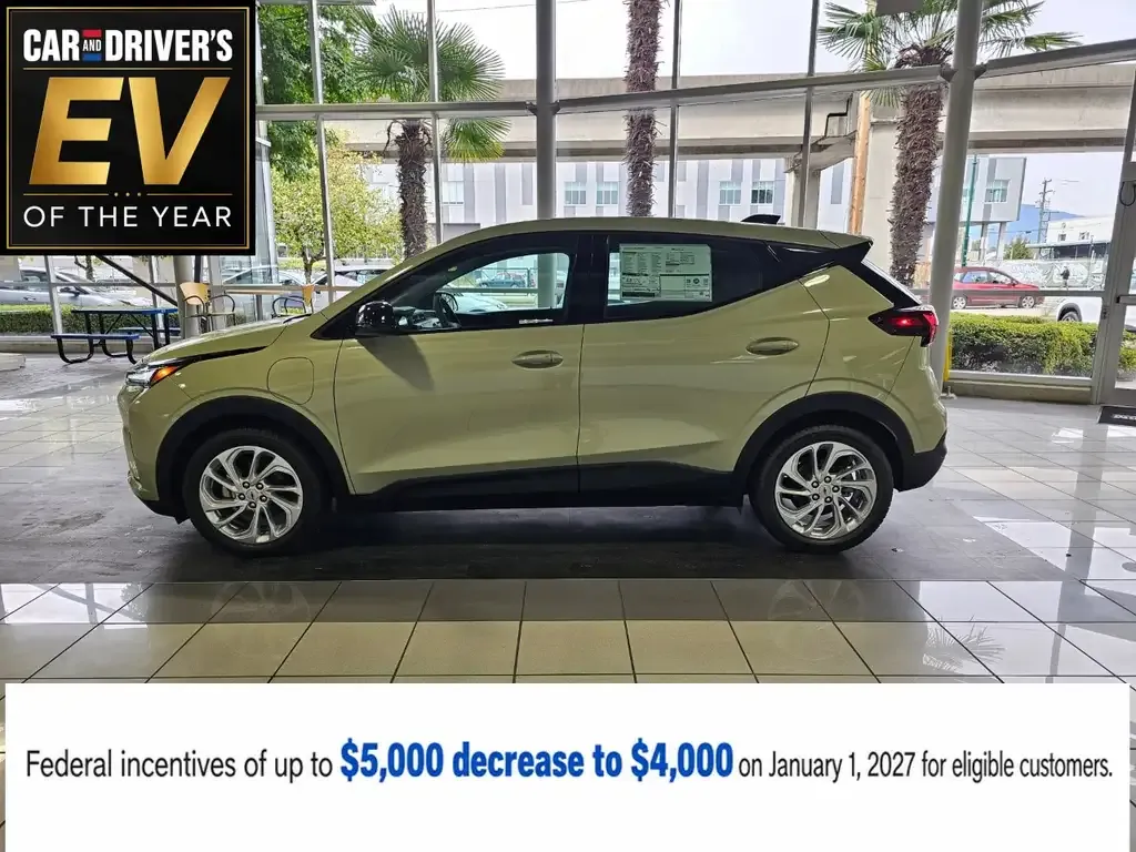 Chevrolet Bolt 2027 photo 4
