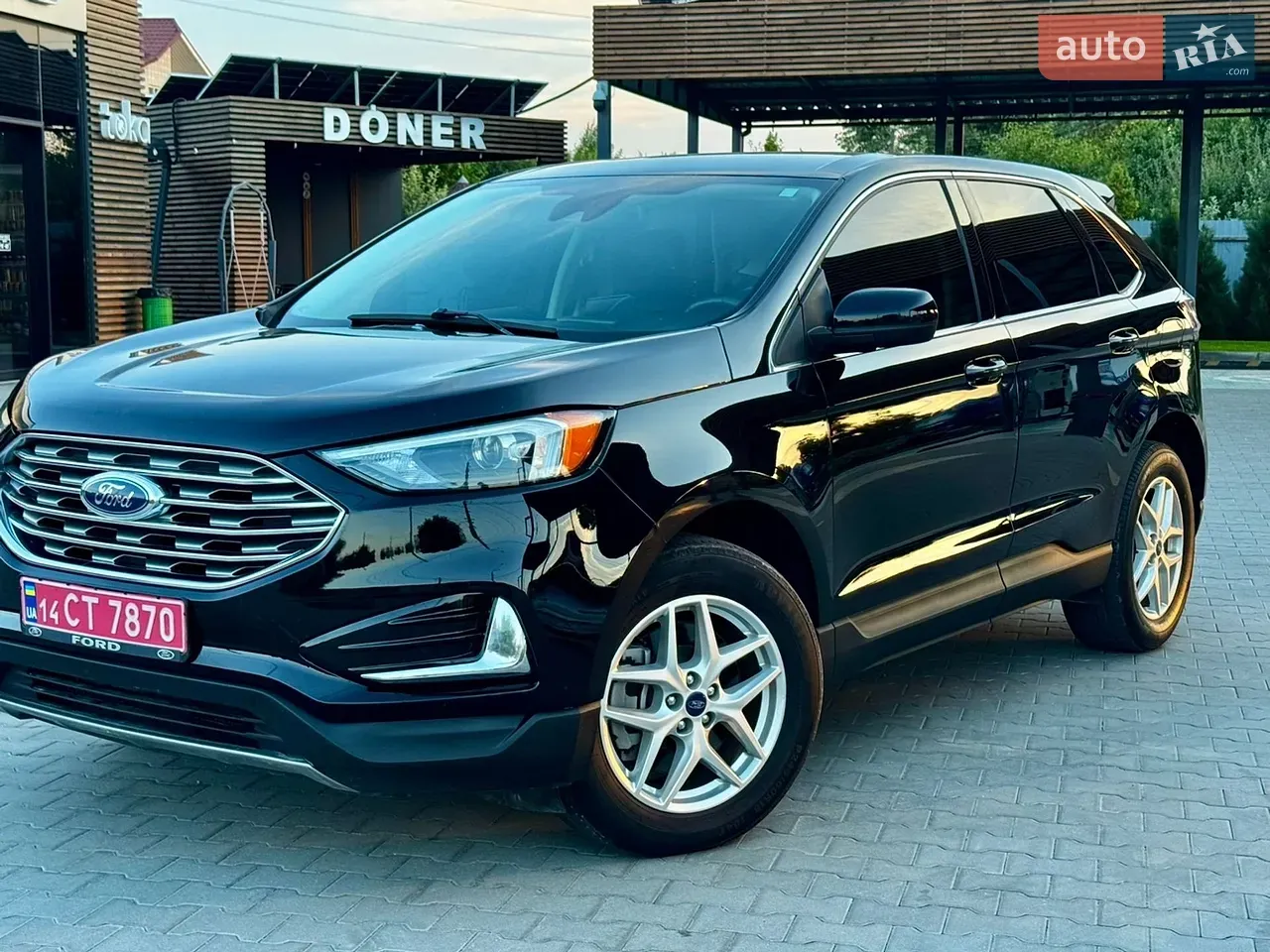 Ford Edge 2022 photo 3