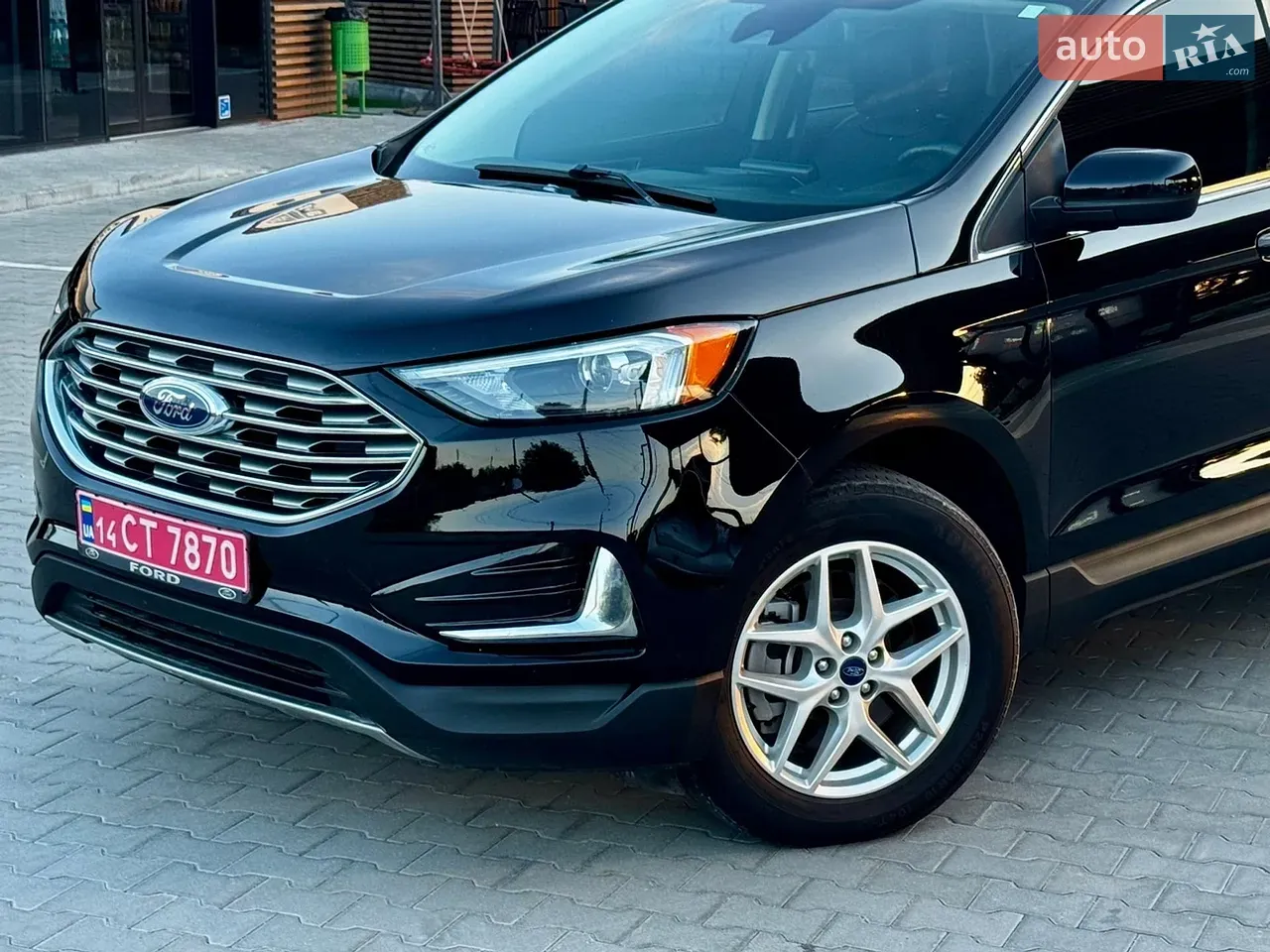 Ford Edge 2022 photo 2