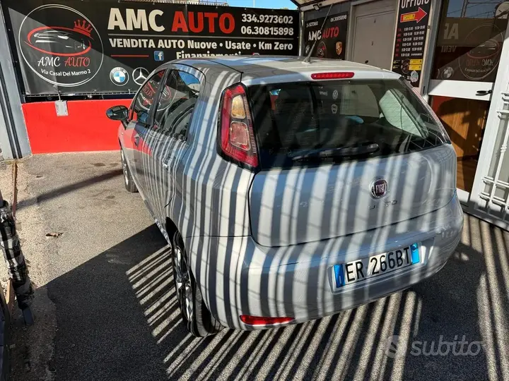 Fiat Punto 2013 photo 3