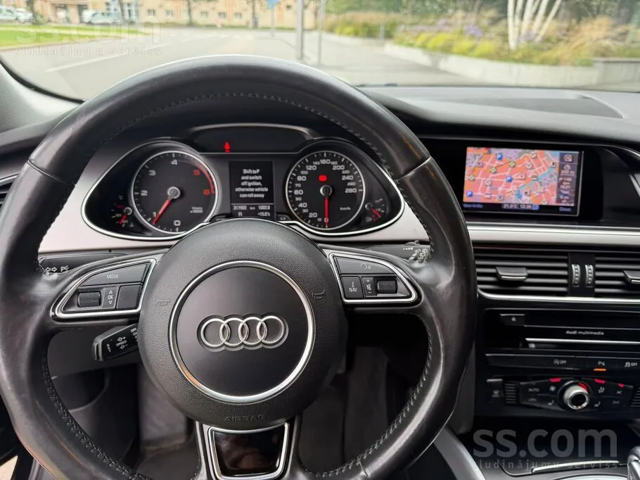 Audi A4 2013 photo 4