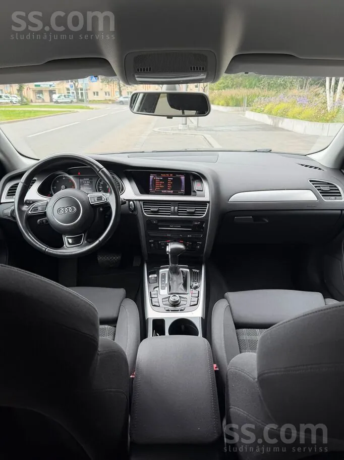 Audi A4 2013 photo 3