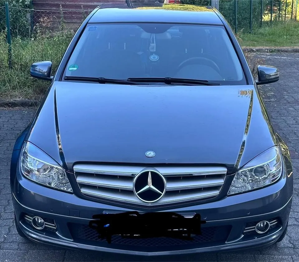 Mercedes-Benz C180