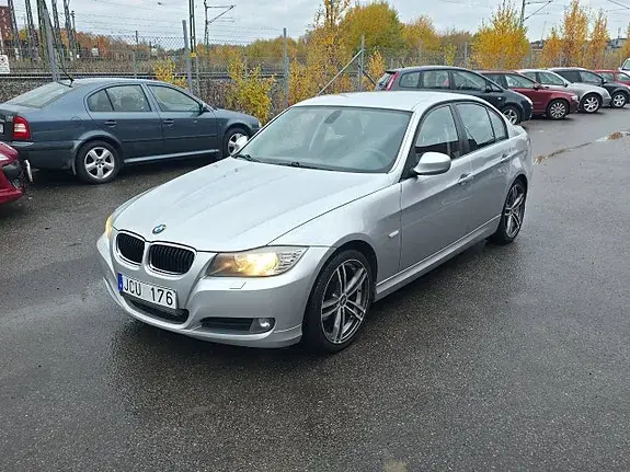BMW 320I
