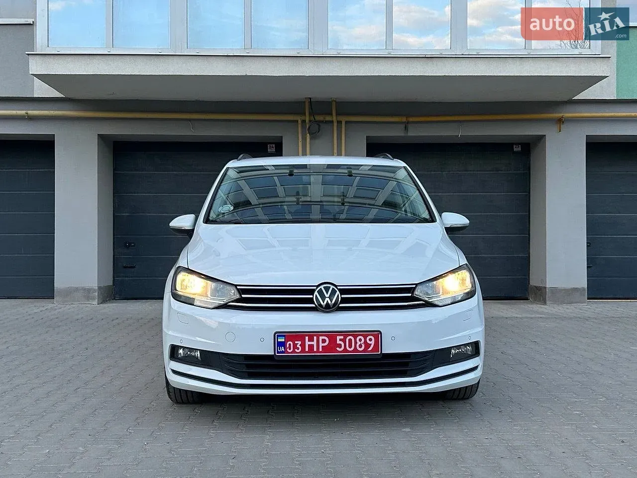 Volkswagen Touran 2021 photo 3