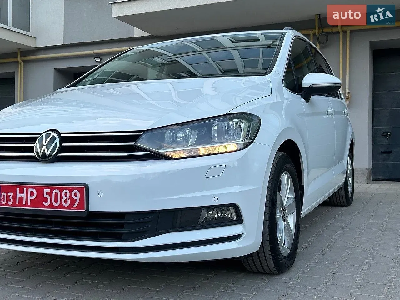 Volkswagen Touran 2021 photo 5