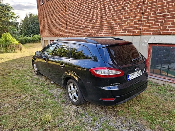 Ford Mondeo 2011 photo 4