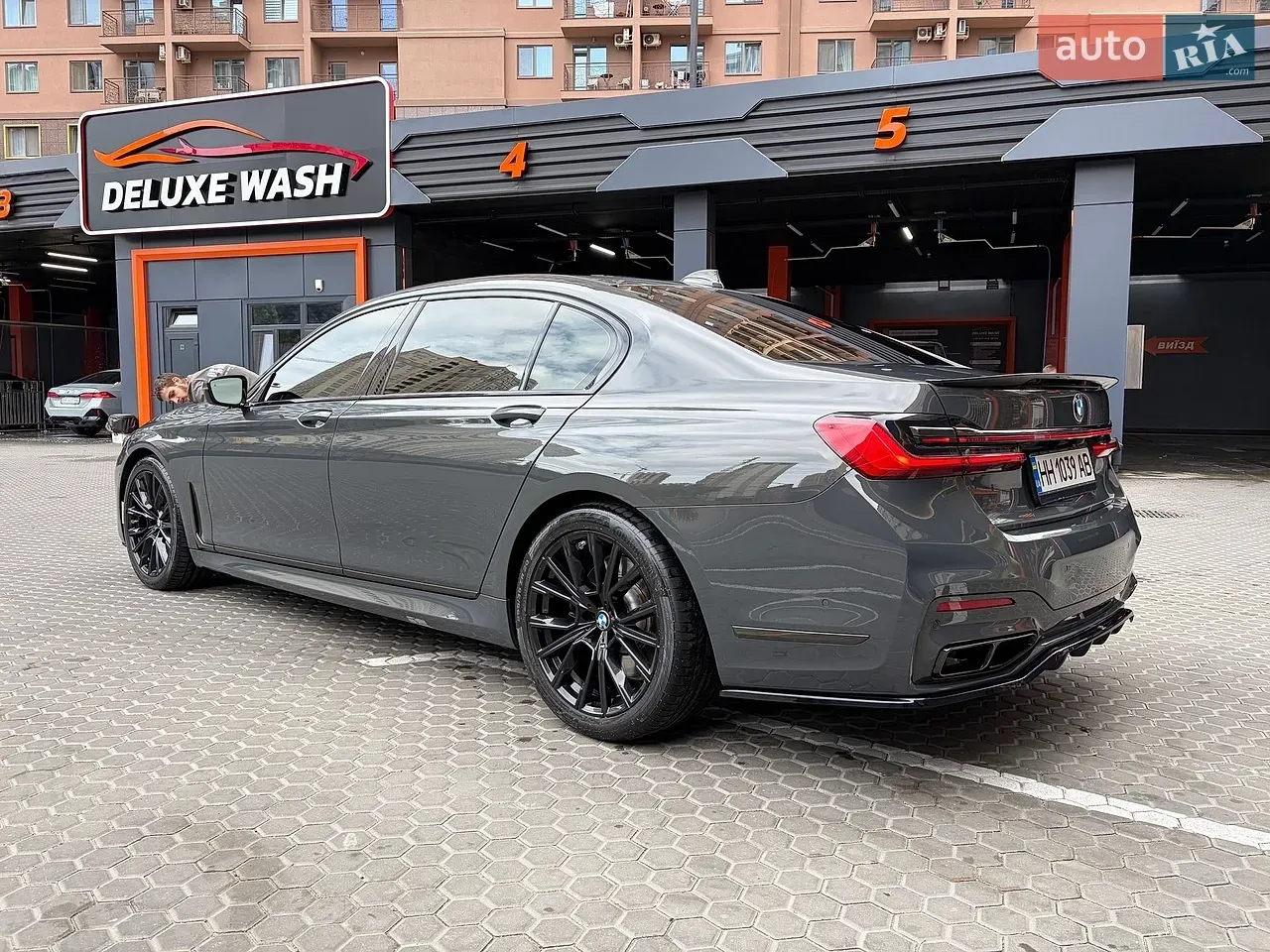 BMW 7 Series 2021 photo 5