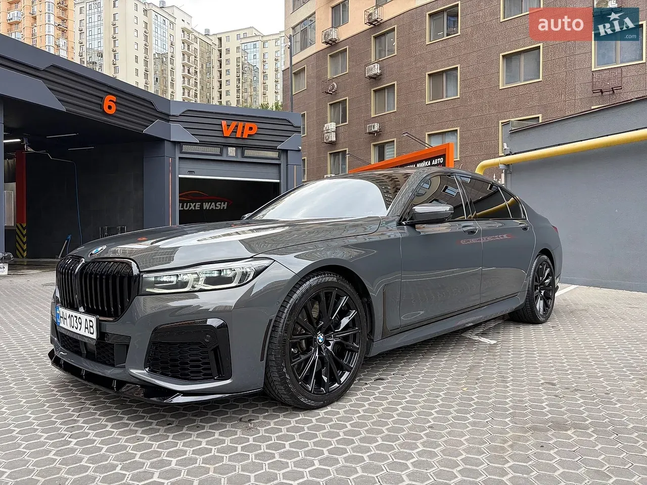 BMW 7 Series 2021 photo 4