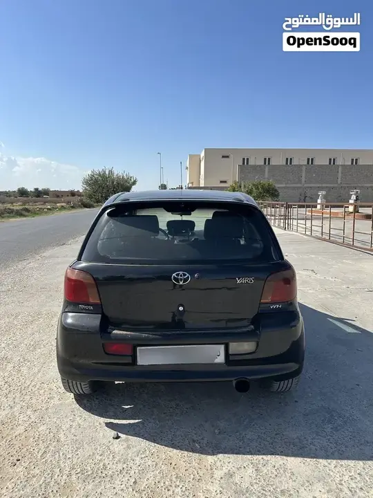 Toyota Yaris 2005 photo 2