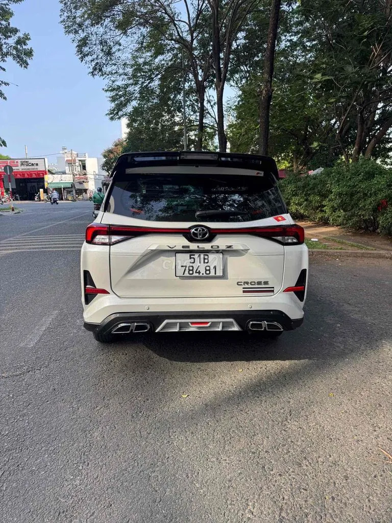 Toyota Veloz Cross