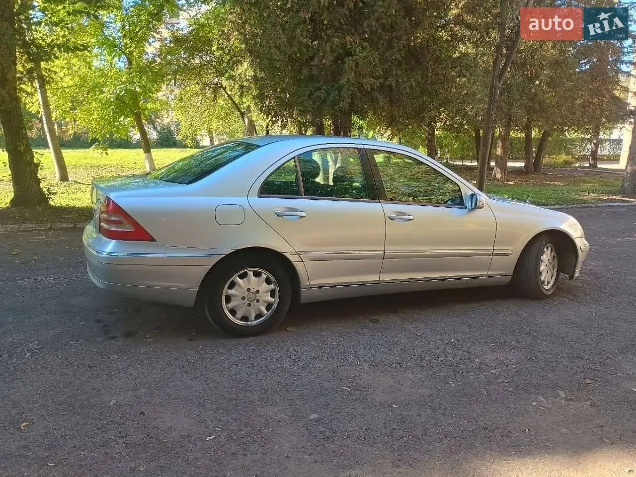 Mercedes-Benz C-Class 2000 photo 3