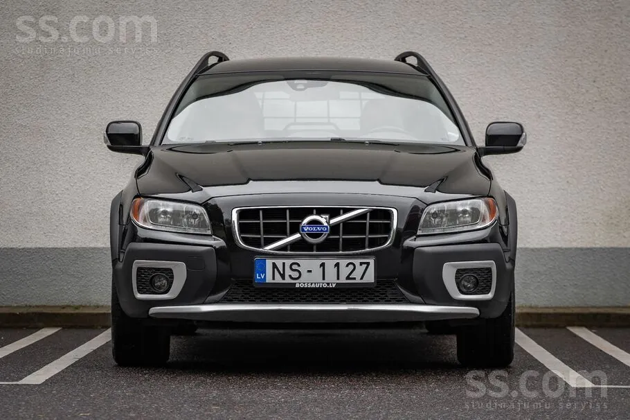 Volvo Xc70 2012 photo 2