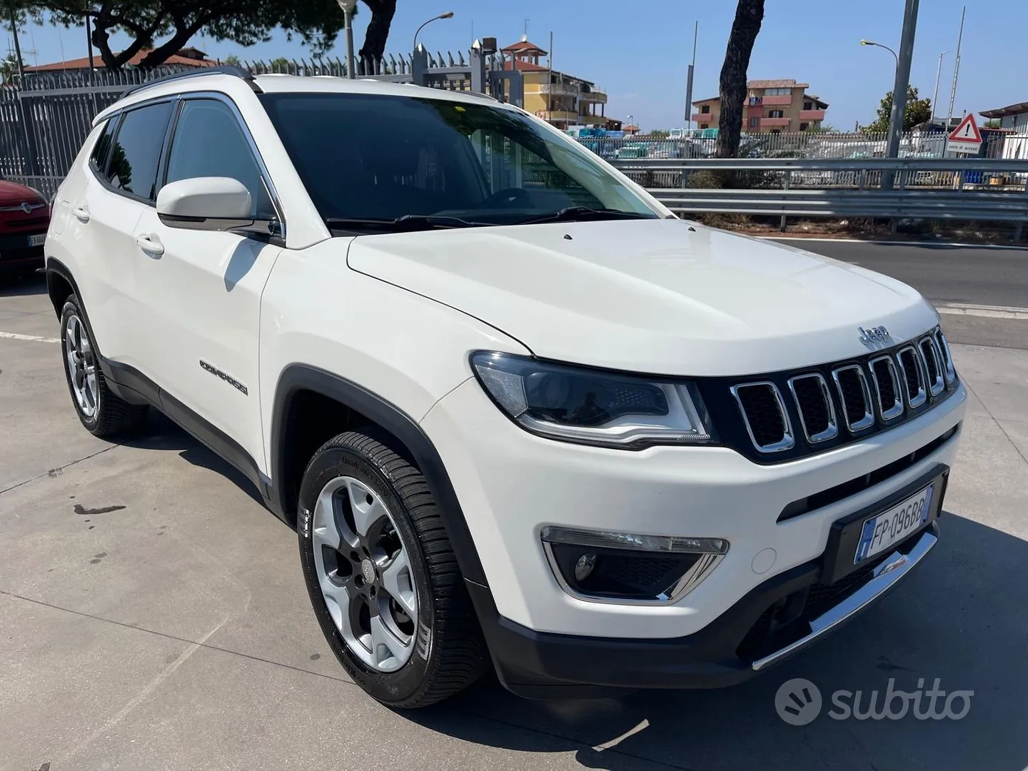Jeep Compass 2018 photo 2