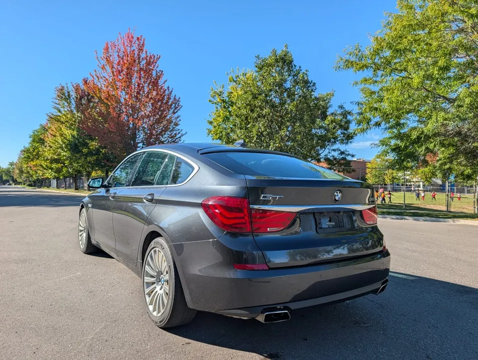 BMW 5 Series 2011 photo 5