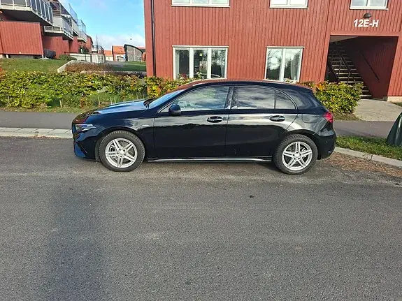 Mercedes-Benz A 250 E 2026 photo 5