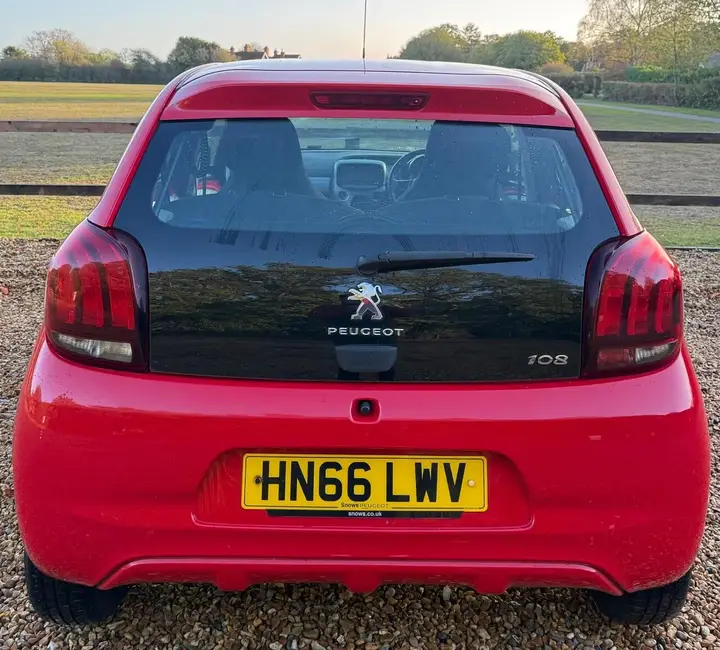 Peugeot 108 2016 photo 3