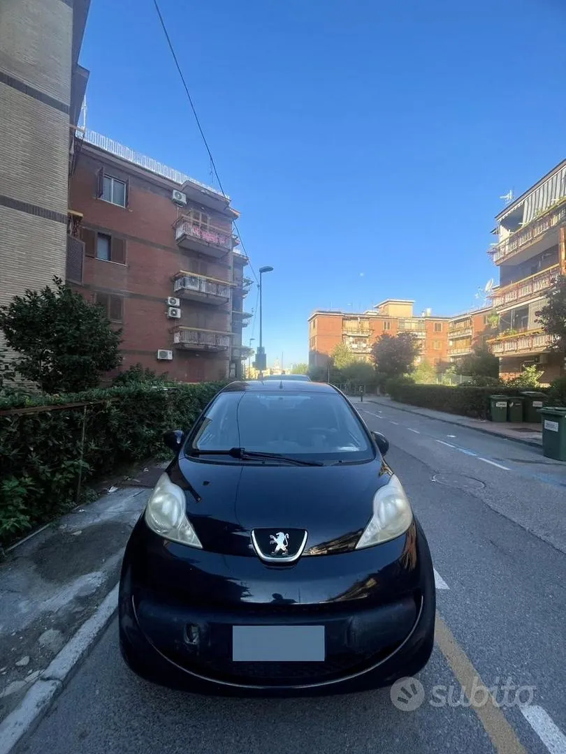 Peugeot 107 2008 photo 2